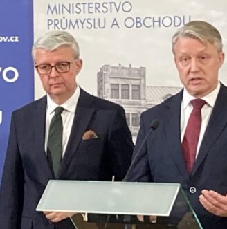 Zaruka-scaled-609×504-c