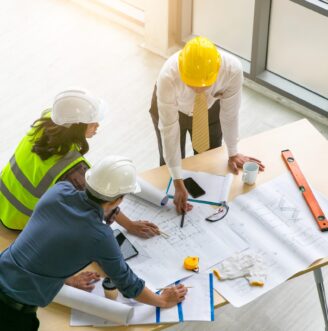 Top,View,Of,Architects,And,Engineers,To,Discuss,And,Create